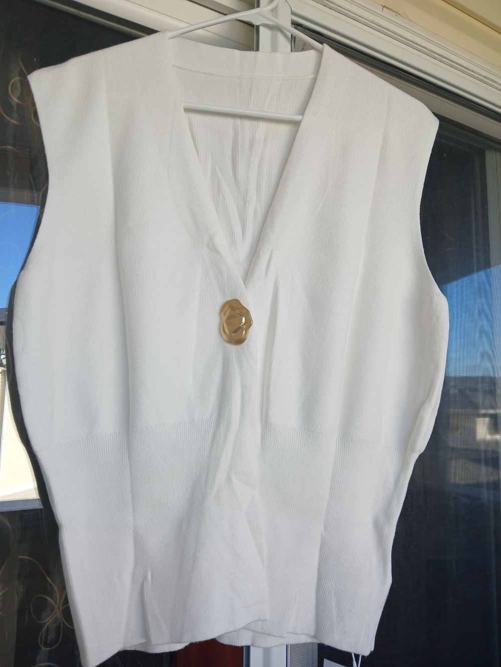 & Other Stories White Sleeveless V-Neck Knit Shell with Gold Accent